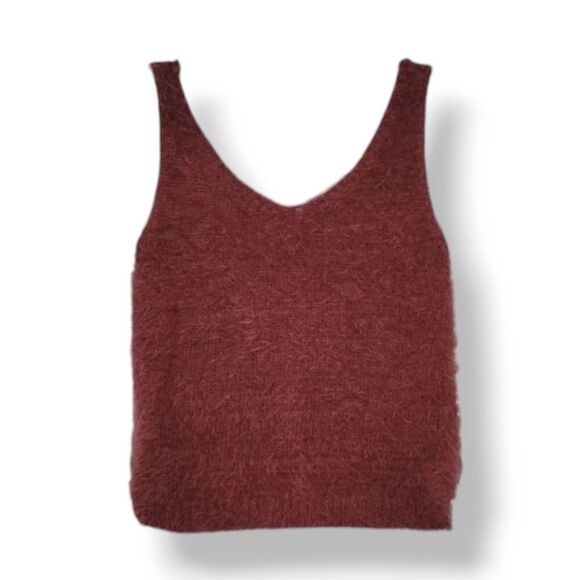Lulu's Road to Cozy Washed Burgundy Fuzzy Cropped Tank Top Size Small - Picture 2 of 10